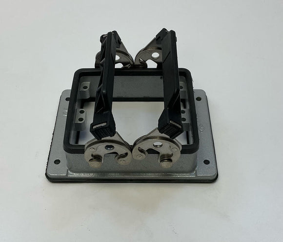 Lapp Epic  10.132  Panel Mount Base w/ Double Levers