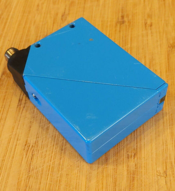 SICK WS24-2D430  Photoelectric Sensor Switch 2021144