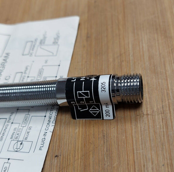 Namco ET120-22420 Proximity Sensor N.O. 80-250 Vac