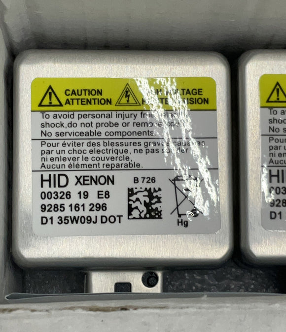 Sinoparcel D1S Xenon HID Headlights Bulbs 8000K 35/55W  12/24V  2 Pack