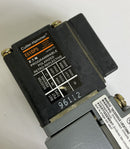 Eaton E51CLP5 Polarized Retroreflective Sensor w/ Switch Body 120VAC-3