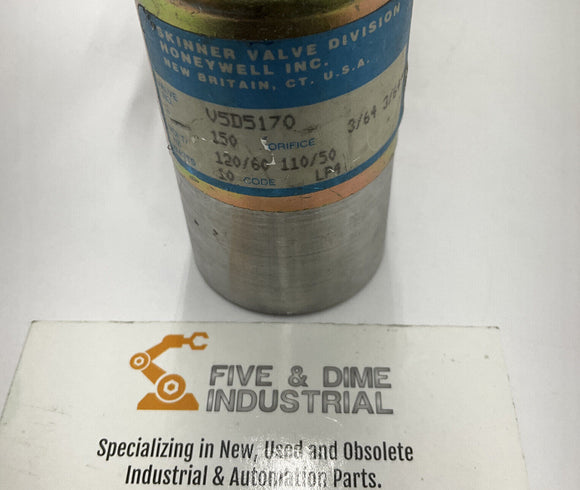 Honeywell Skinner V5D5170 3-Way Solenoid Valve 1/8" 120 VDC 150 PSI