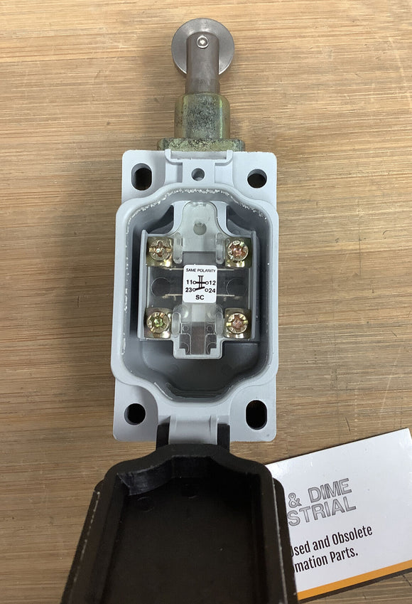 Allen Bradley 802A-C27P2-S6 Limit Switch Ser A