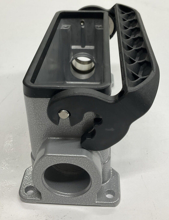 Thomas & Betts BB-424-MV B24 Single Lever Base Side 3/4 NPT