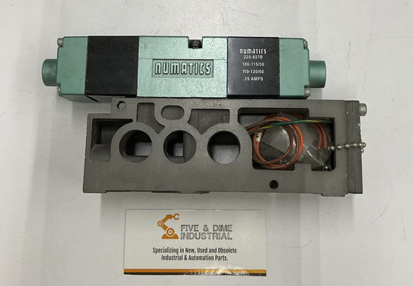 Numatic 0B2S415KO46T30 110/120VAC Solenoid Valve w/ Base & Gasket