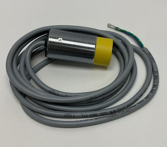 Turck NI20-G30-ADZ30X2 Proximity Sensor 20-250 VAC, 10-300 VDC 4205404 Sn: 20mm