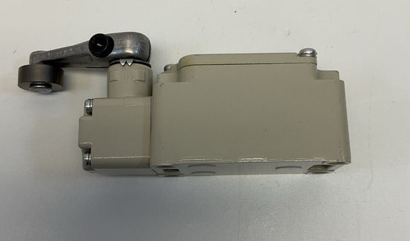 Honeywell Yamatake 1LS-J550G Roller Limit Switch 10A 125/250/480 VAC