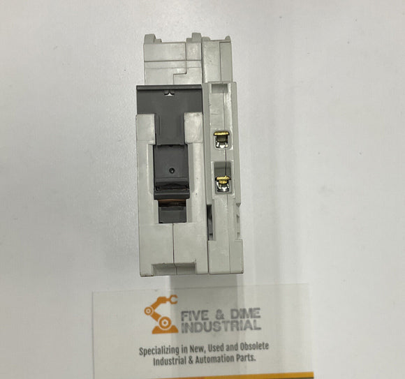 Siemens 5SY4102-8 Circuit Breaker w/ 5ST3010 2A Auxiliary Circuit Switch