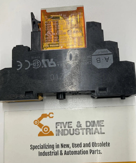 Allen Bradley 700-HK32A24 Relay w/ Base Holder 700-HN122 8-Pin