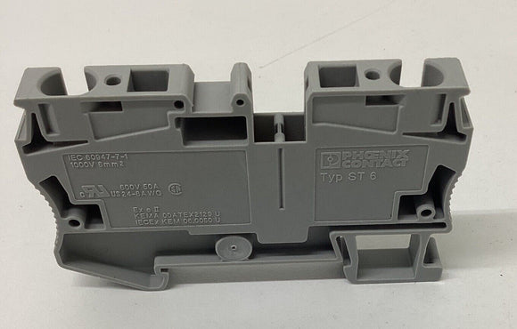 Phoenix Contact 2903924 Gray Feed through Terminals  Lot of 4