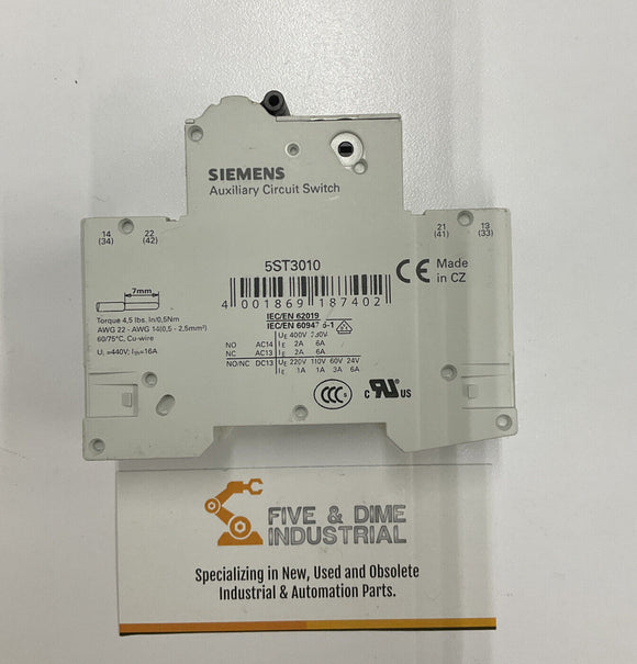 Siemens 5SY4104-7 Circuit Breaker 4-Amp  w/ 5ST3010 Auxiliary Switch