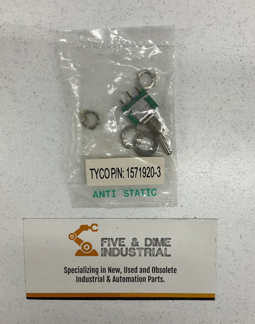 Tyco 1571920-3 Lot of 4  Toggle Switches 3A 125/250 Vac - 0