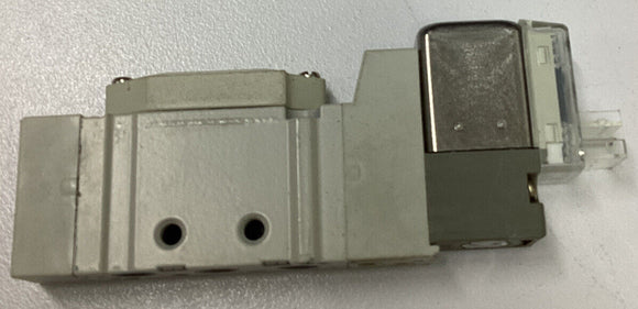SMC SY3120-5L0Z-M5 24 VDC Solenoid Valve