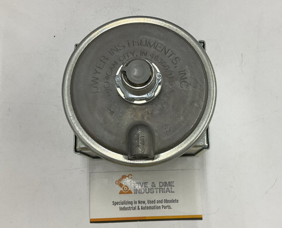 Dwyer 1823-5 Differential Pressure Switch Max 10 PSI Surge 25 Psi
