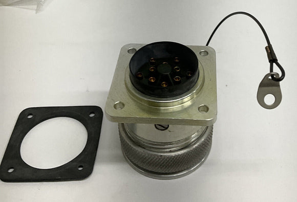 Amphenol AR-208 Female Receptable with Cover