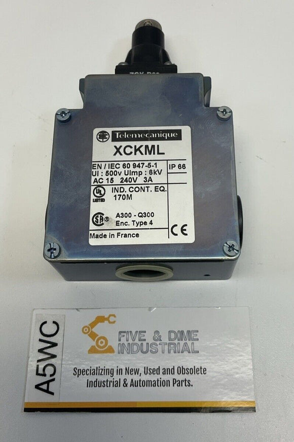 Telemecanique XCKML502 Limit Switch Safety Sensor 240V