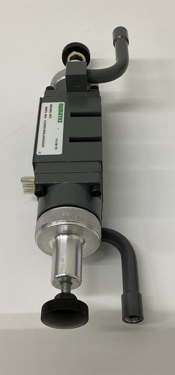 Numatics  NUM152RD400J000000 Pressure Regulator  w/ gauge