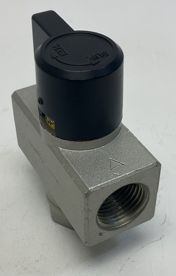 SMC VHS400 3-Way Valve 1/2 NPT 145 PSI Max