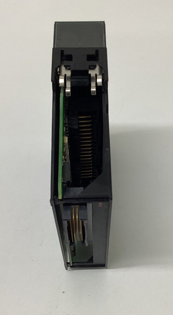 Allen Bradley 1756-OB32/A 32 point DC Output Module