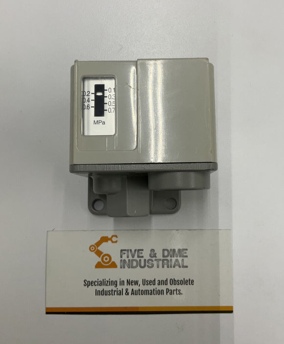 SMC Pneumatic 0.1-0.7mpa 24v-ac Pressure Switch  IS3000-02