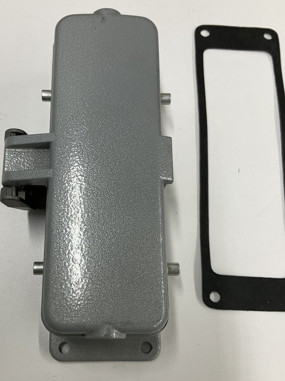 Lapp Epic 10-1030 HBE24 Base Panel Mount with Dust Cover