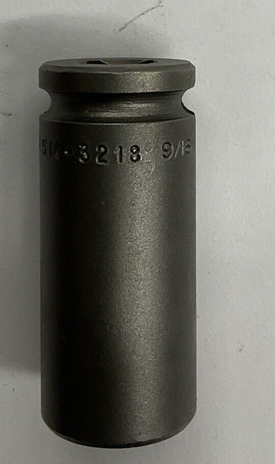 Apex SM-3218 9/16" 6 pt. Magnetic Socket , 3/8" Squre Drive 2" Length