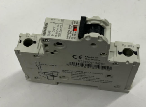 Siemens 5SJ4104-7HG40  Circuit Breaker 4-Amp 60VDC 240VAC