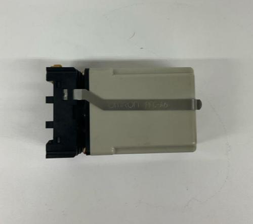 Omron APR-S Phase Reversal Relay 8 Pin w/ Din Mount Base