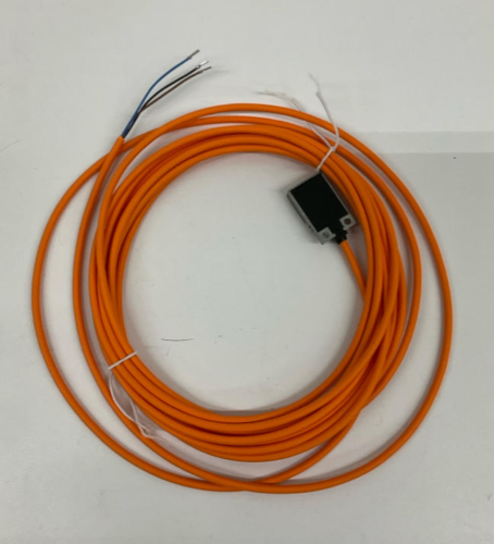 Balluff BES0484 Inductive Sensor 10-30 VDC Sense: 7mm