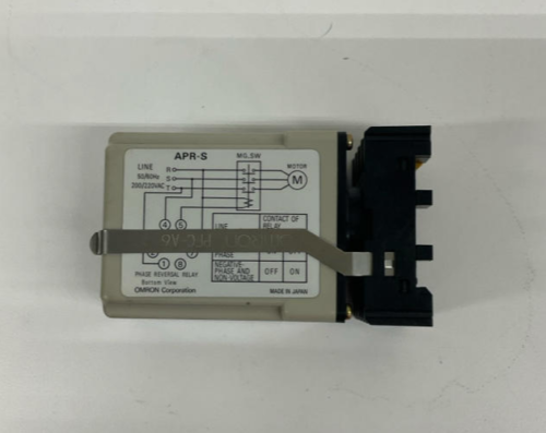 Omron APR-S Phase Reversal Relay 8 Pin w/ Din Mount Base