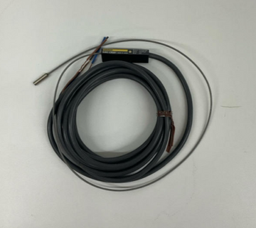 Omron E2EC-CR5B1 Proximity Sensor Switch  5-24 VDC  2 Meters