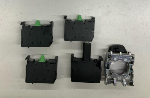 Allen Bradley 800F-MN3RX30 Red Led Back of Panel Lamp and Contacts 800F-X10