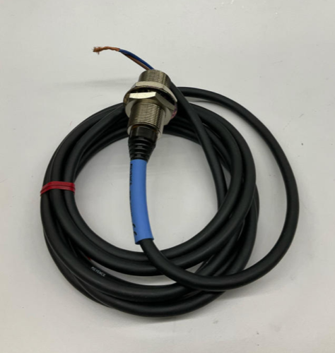 Keyence EV-118M Proximity Sensor Switch 12-24 VDC