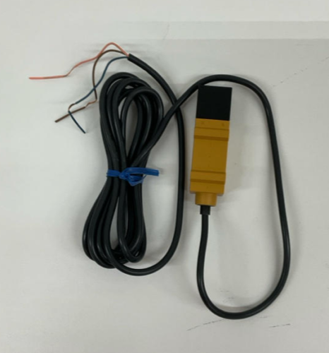 Omron E3S-5LE41 Photoelectric Switch Sensor  12-24VDC, 2 Meters