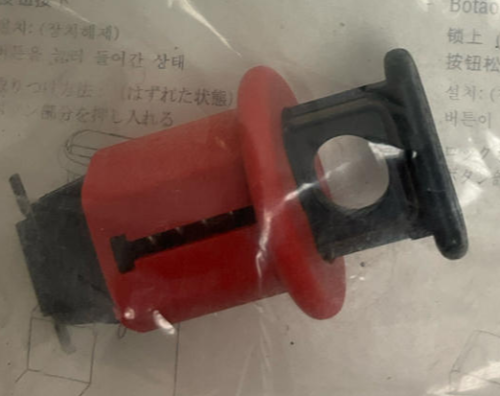 Brady 90844 Minature Circuit Breaker Lockout