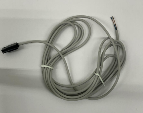 SMC D-C73  Auto-Switch Reed Sensor 24 VDC Led 2M