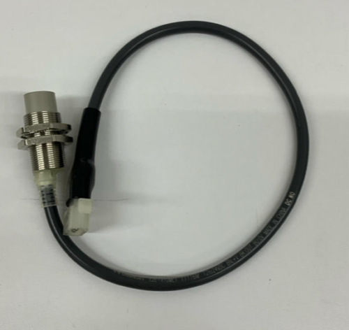 Omron E2E-X10ME1  12-24VDC NPN-NO Proximity Sensor 12"  3-Pin Connector