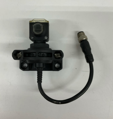 Allen Bradley  42EF-E8EZB-F4  Laser Beam Source Sensor w/ 90° Bracket