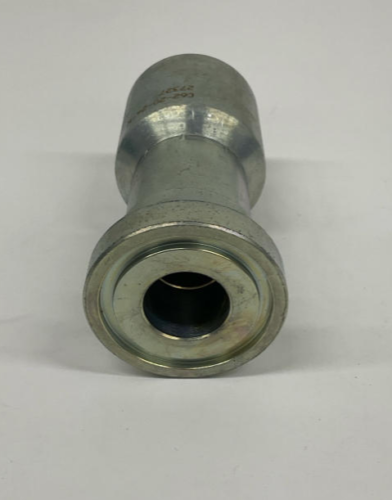Kurt Hydraulics  C62-20-24-W  1-1/4" Hose ID Crimp x 1-1/2" Code 62 Flange
