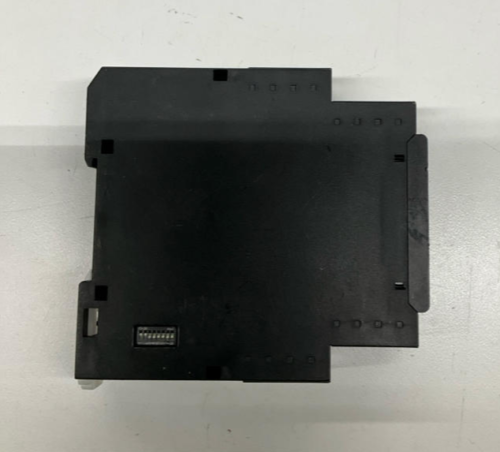 Omron K8AK-TH11S Temperature Monitoring Relay 100-240 VAC