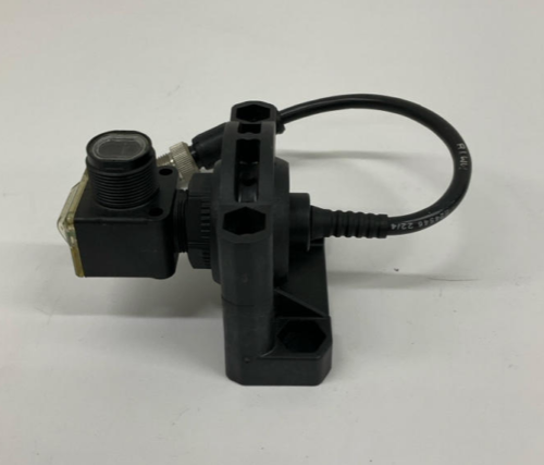 Allen Bradley  42EF-E8EZB-F4  Laser Beam Source Sensor w/ 90° Bracket