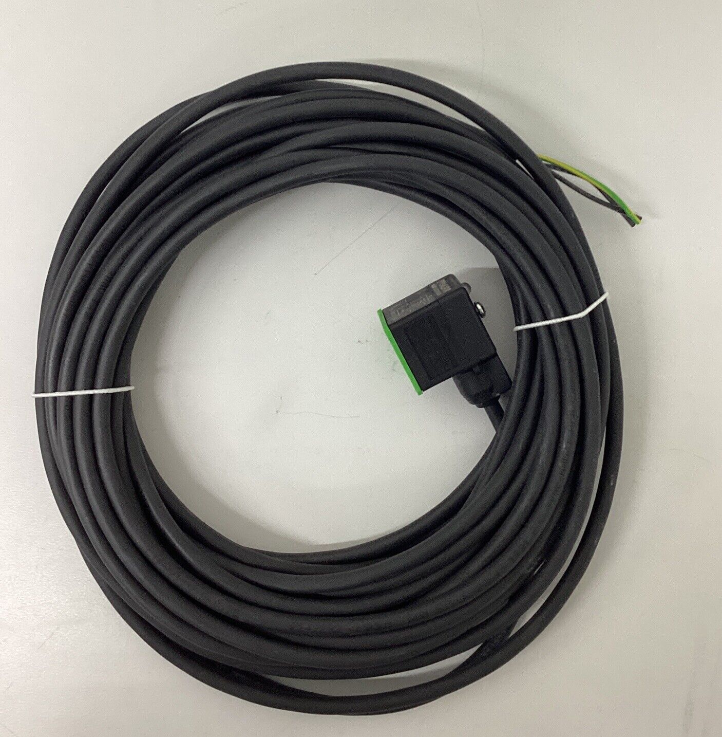 Murr 7000-18311-62610000  3-Wire Single End MSUD Valve Plug Cable 10M (CBL158)
