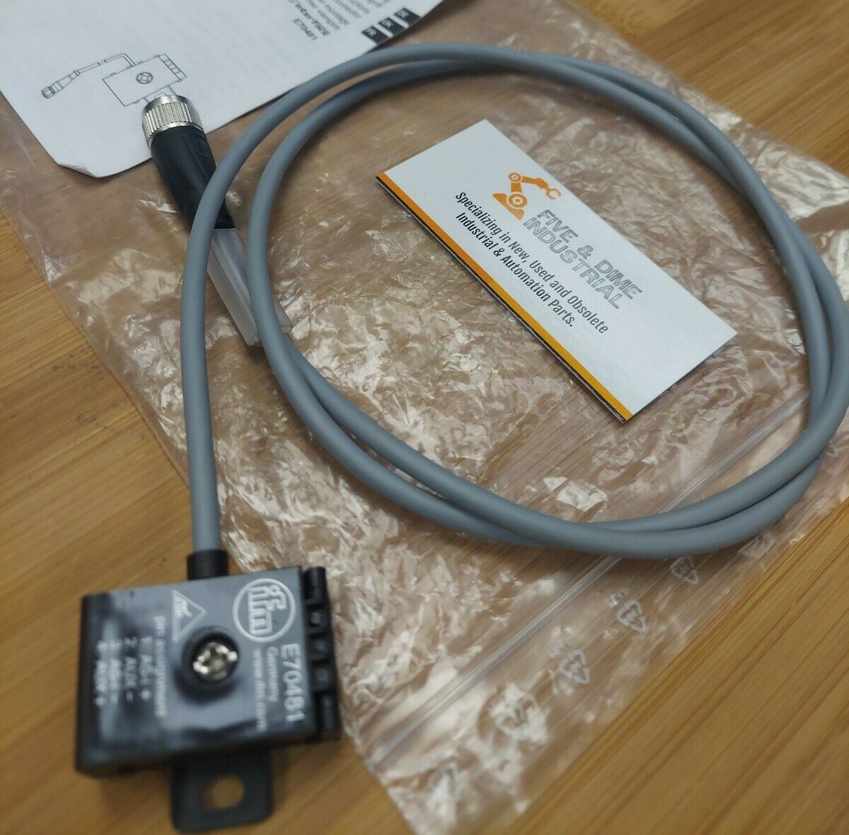 IFM Efector New AS-Interface Flat Cable Displacement Connector  (CBL100) - 0