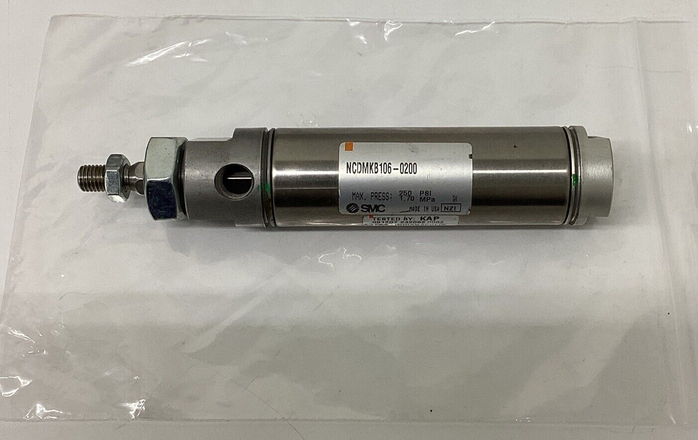 SMC NCDMKB106-0200 Pneumatic Cylinder 1-1/16'' Bore , 2'' Stroke (RE143)
