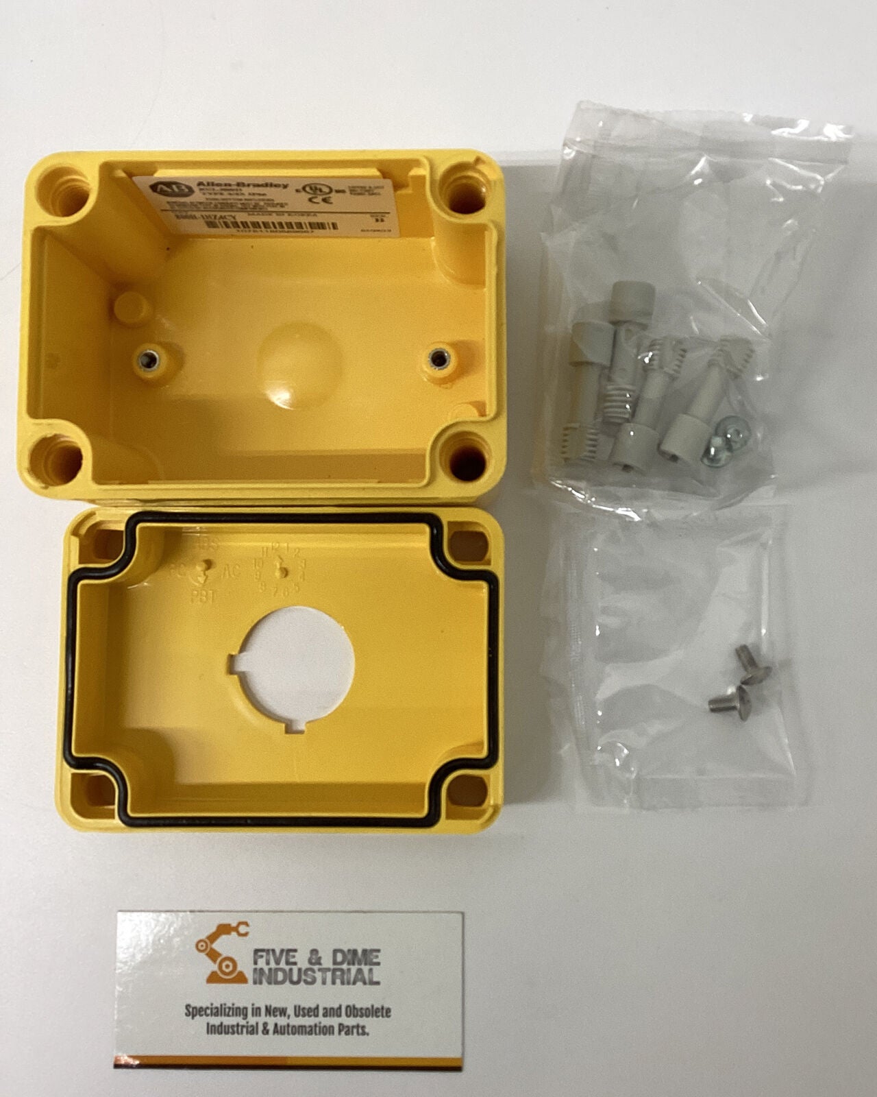 Allen Bradley  800H-1HZ4CY  Yellow Push Button Enclosure (YE197)