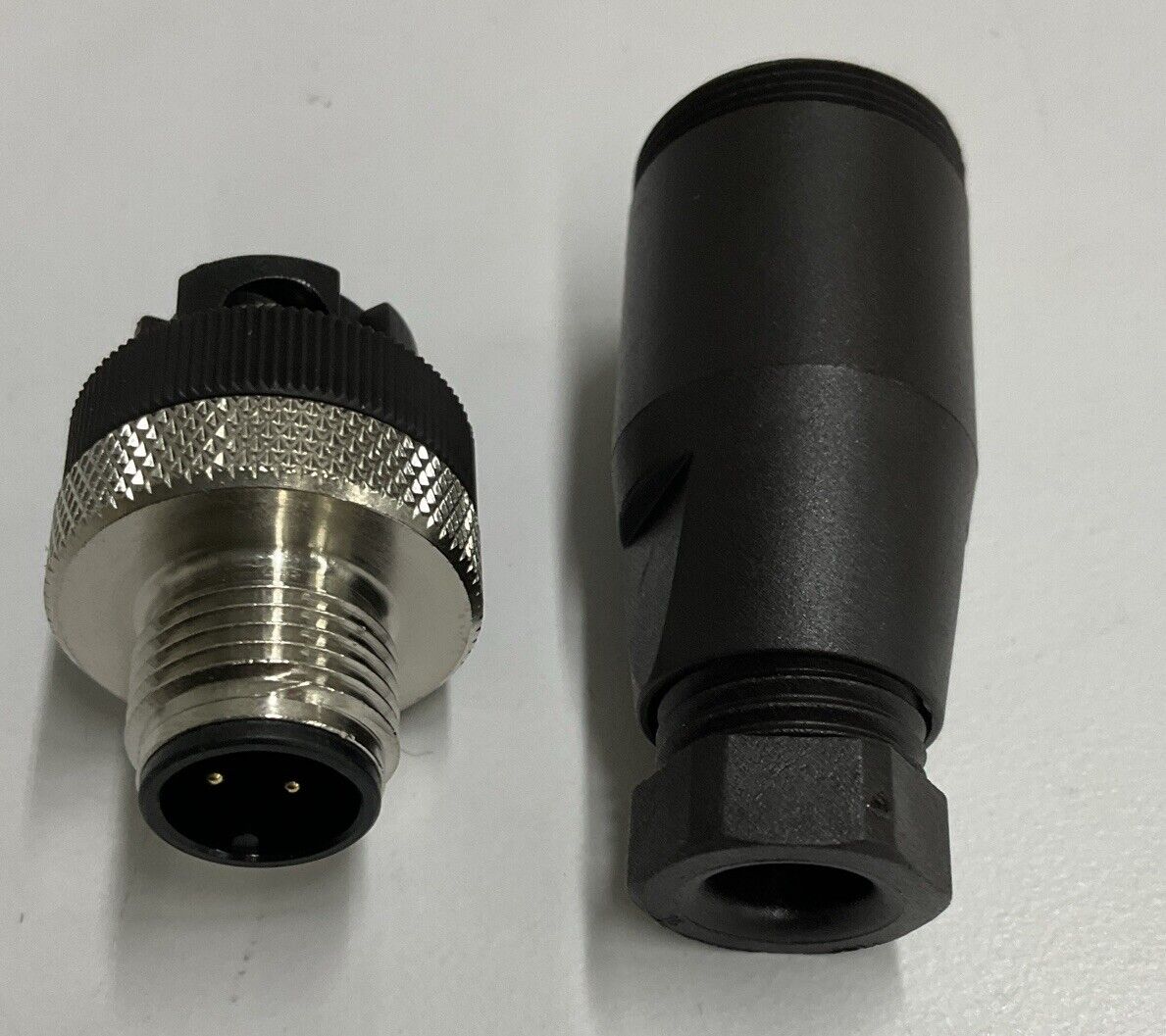 IFM E-11504 4 Pole Male Field connector 4 AMP, 250V (CL305)