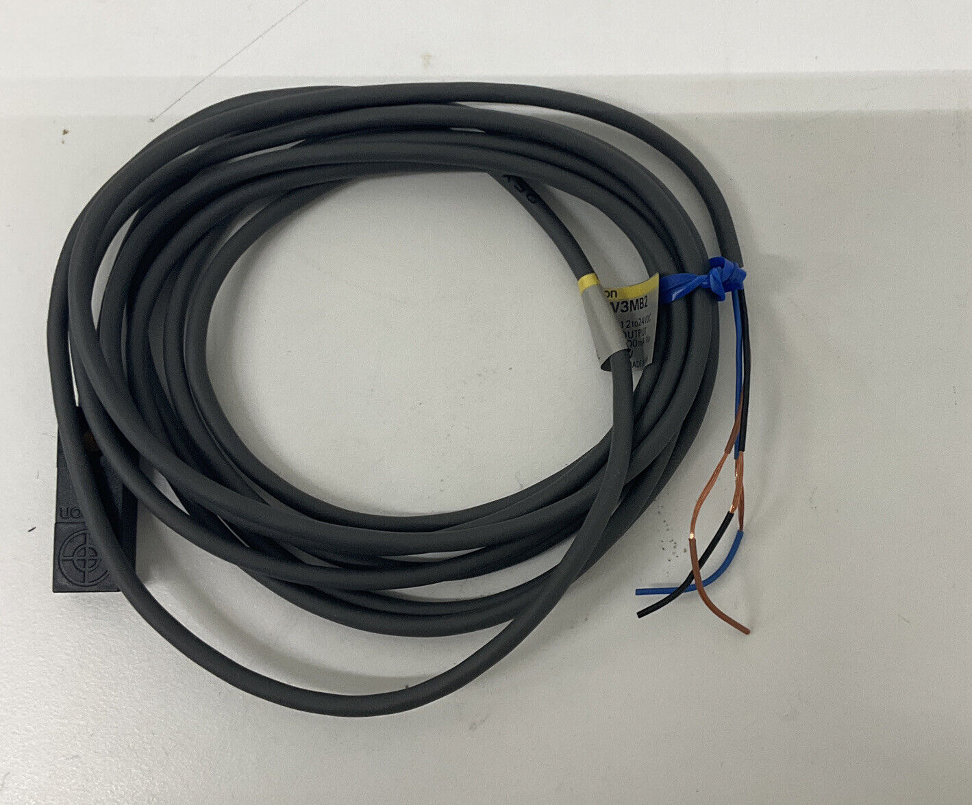 Omron TL-W3MB2 Proximity Switch 12-24VDC , 2- meters (YE264)