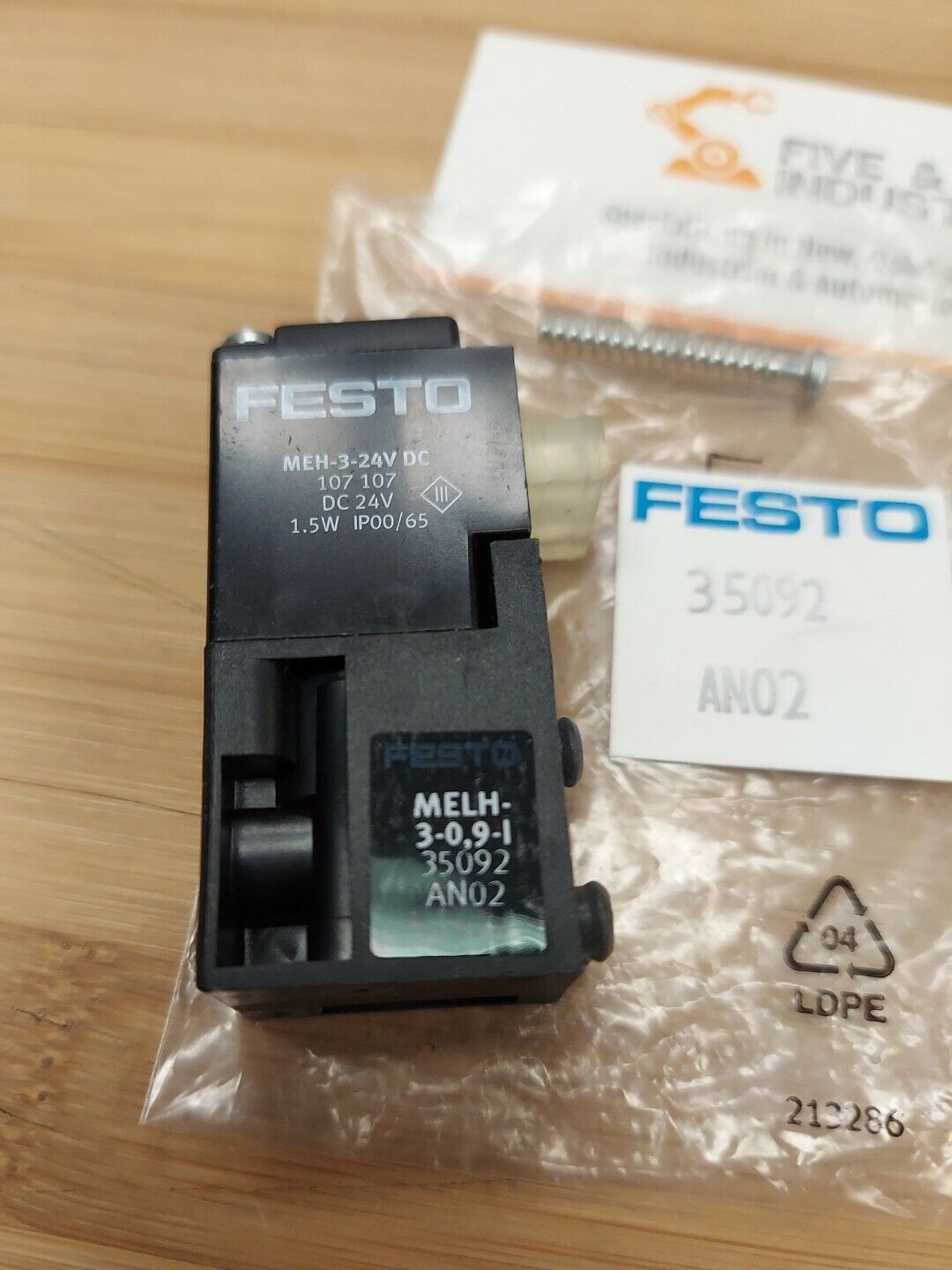 Brand New Festo  MELH-3-0,9-I (35092) Solenoid Valve (YE122) - 0