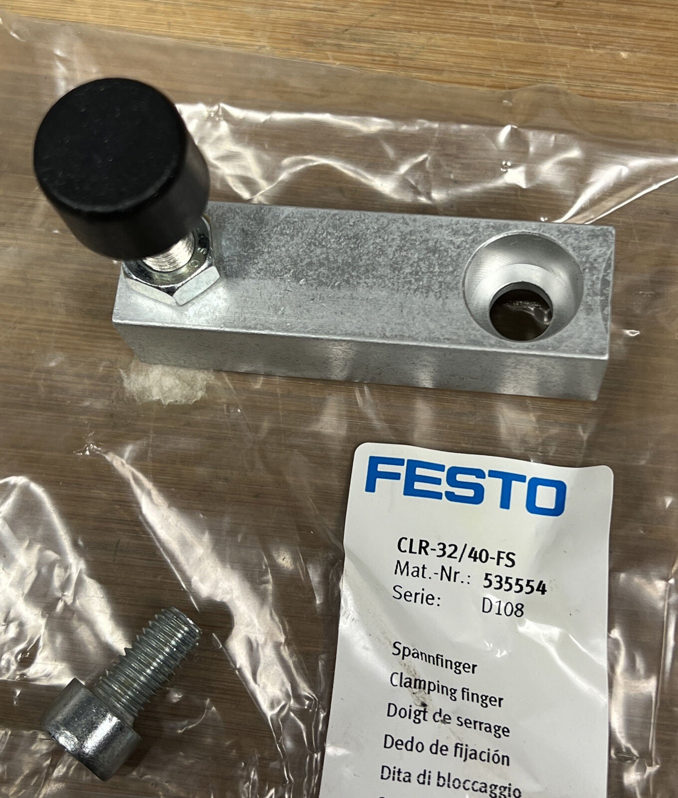 Festo CLR-32/40-FS / 535554 New Clamping Finger (YE100)