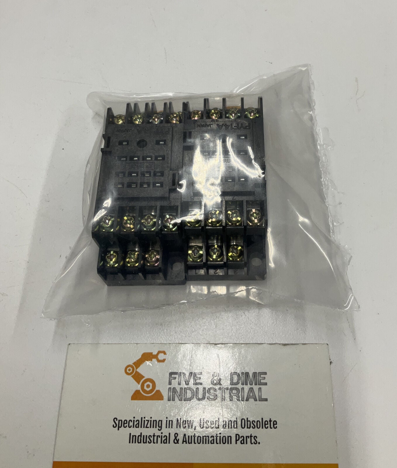 Omron PYF14A Lot of 2 Relay Socket 14-Pin 5A 250V (CL109)